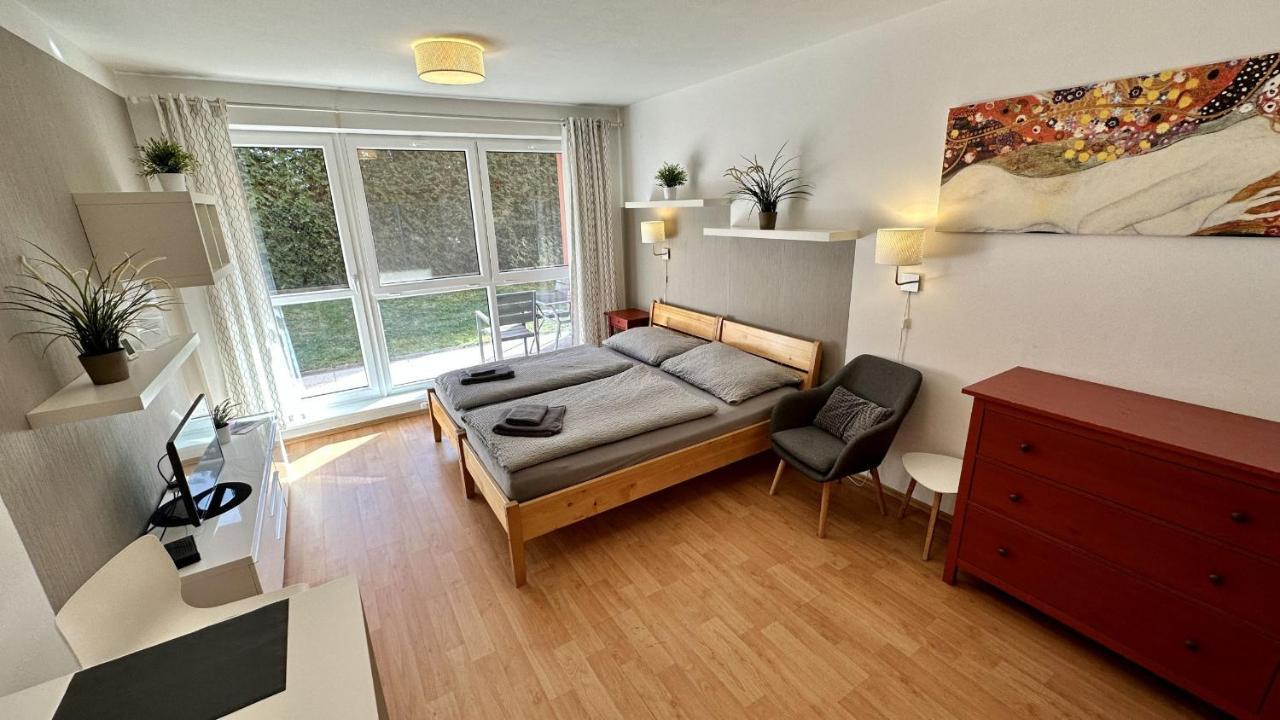 Ubytování Třeboň - apartmány Rožmberk, Svět a Baštýř Exteriér fotografie